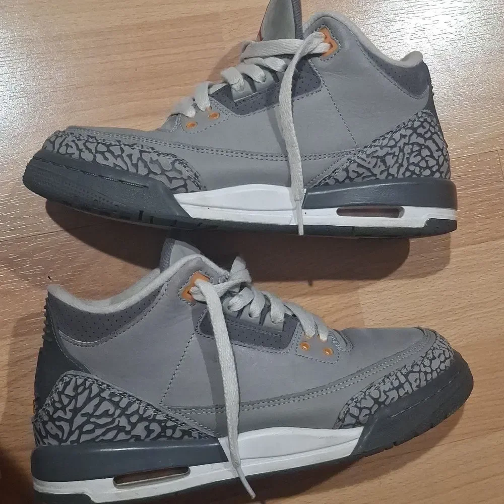 Air Jordan Gray Sneakers size 6.5
